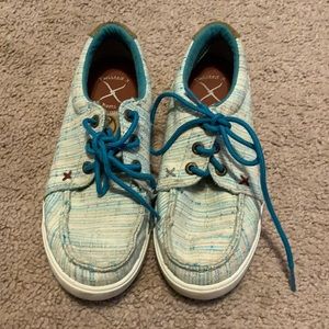 Boys Twisted X shoes